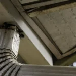 Mantenimiento de canalones y bajantes: El héroe anónimo de tu cubierta